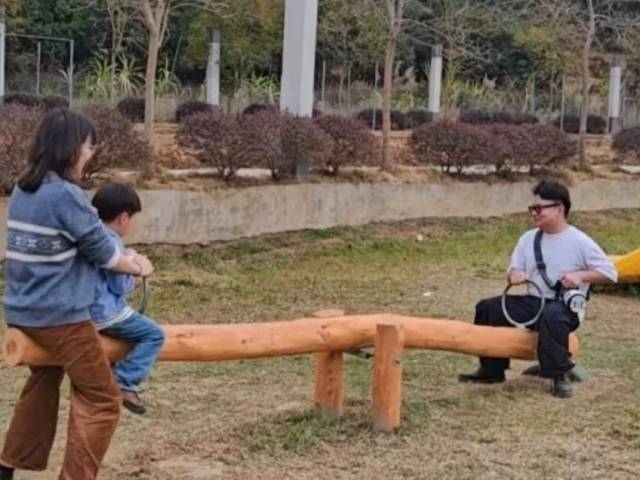 春节去哪玩?螺岗安排上了:摘草莓、露营、看球赛!