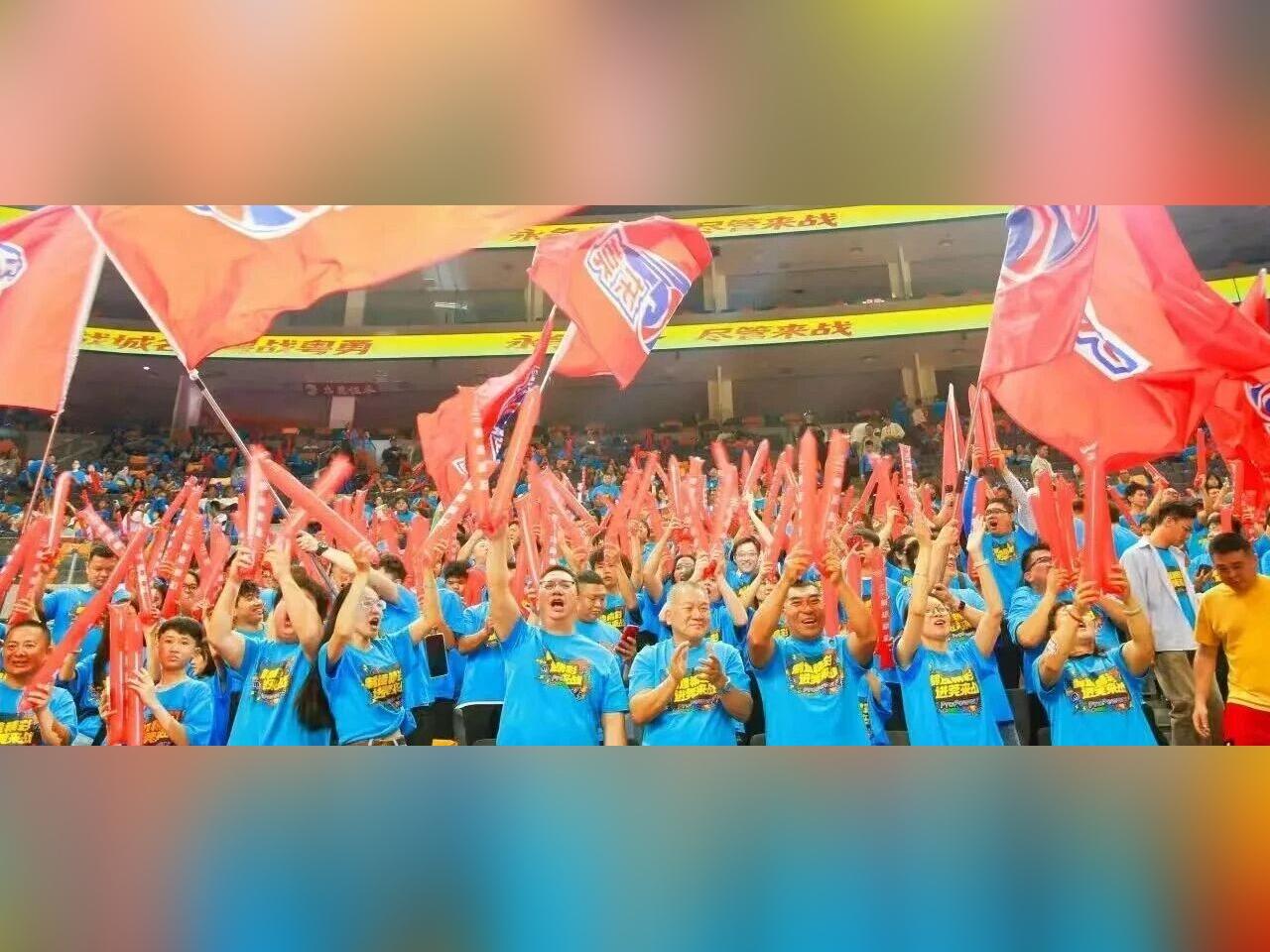 比赛完宵夜直落!这届“粤BA”还是太全面了