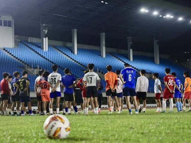粤超本月开赛！东莞男足40人大名单公布！