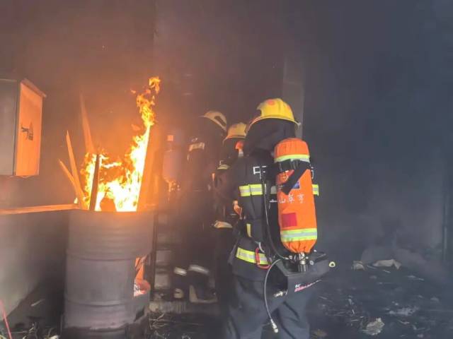 中山市消防救援支队五大队组织开展南部片区实战化烟热轮训