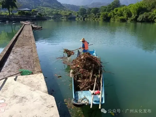主汛期打捞河道垃圾38.8吨,从化环卫筑牢水陆立体保洁防线