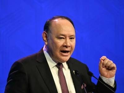 首个被中方制裁的防长：特奥多罗的生意、算盘与政治豪赌
