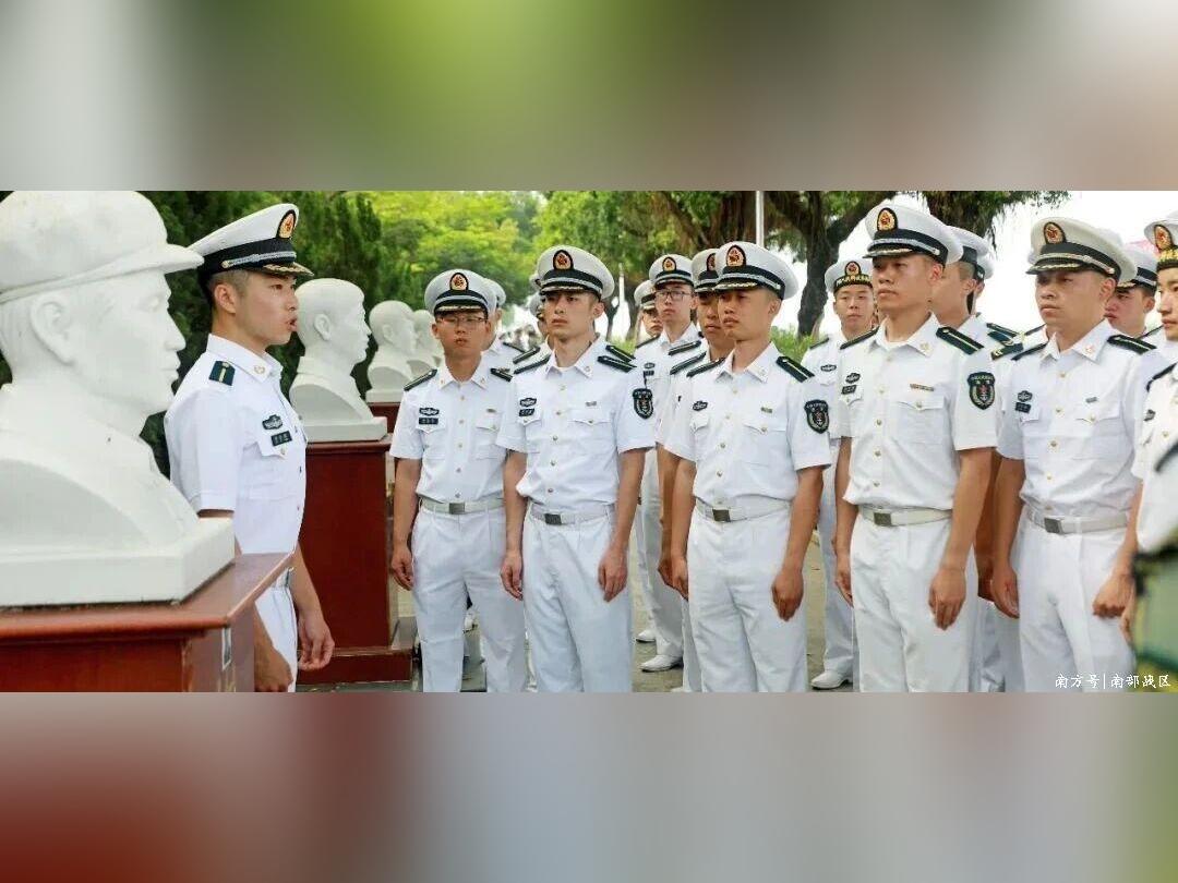 集训!看毕业学员淬火加钢向“尉”来