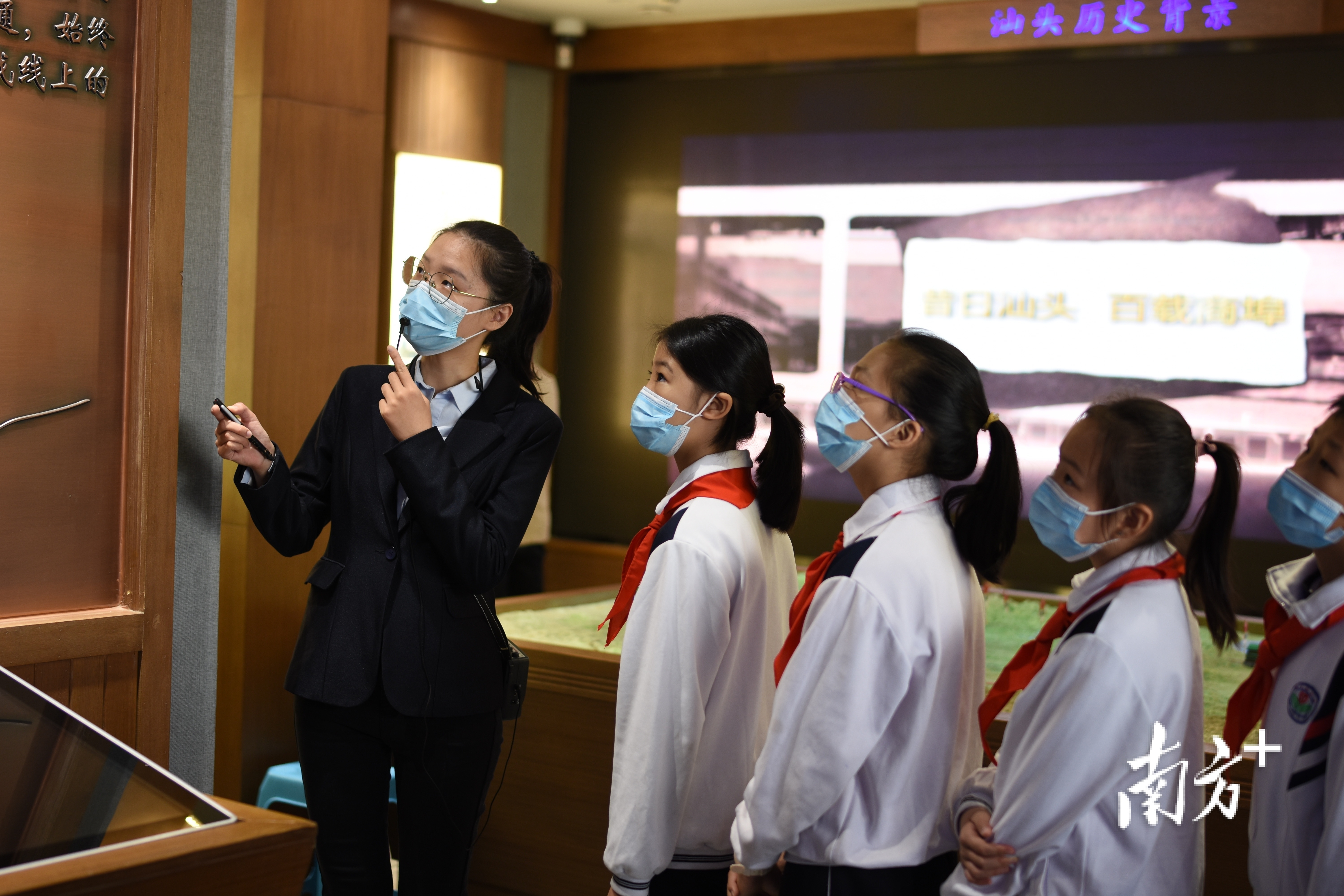 红色文化景点成“打卡”热点。  南方+ 杨立轩 拍摄