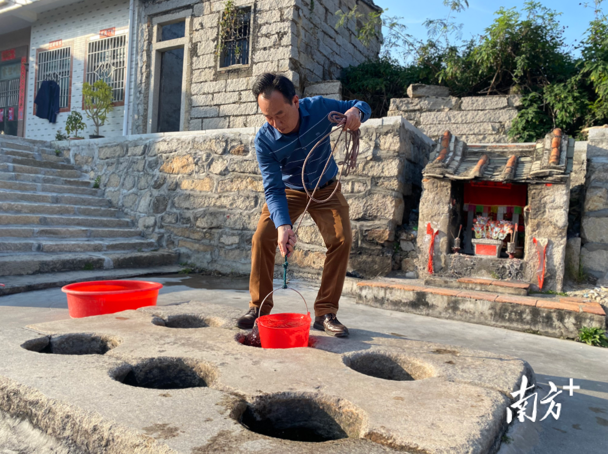 大城所的古井至今仍在使用。肖燕菁 摄 大城所的古井至今仍在使用。肖燕菁 摄