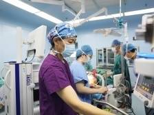 致敬白衣卫士 | 庄少惠：驰援加纳，彰显中国医生担当