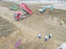 日均上岸200多车次礁石量，茂名港博贺新港区30万吨级航道工地一片“春忙”图景