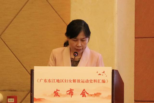 省委党史研究室副主任易立