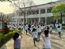 台湾7.3级地震致明显震感，潮州学校师生第一时间有序撤离