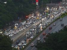 广州多条地铁今日延长1小时，高速15时迎返程高峰