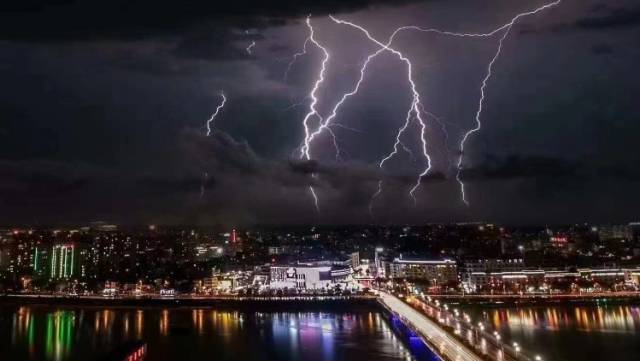 河源连日暴雨，全市江河暂未超警戒水位
