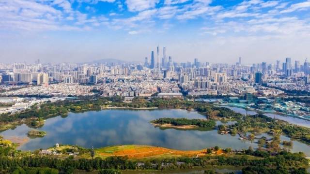 今日热搜 | 全国人口流入第一城，为何是它？