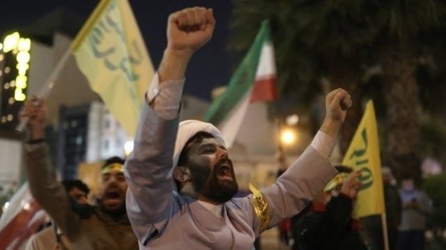 伊朗为何大规模空袭以色列？会爆发中东地区全面冲突吗？｜快问快答