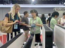 河源参展商“信大石英电器”：暖通空调卖全球丨广交会会场速递