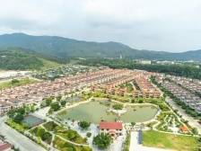 新会奇榜村：年收入6000多万元的“奇迹榜样”｜江门典型村调研