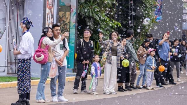今日热搜｜转需！明日可买五一火车票，假期你怎么安排？