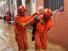 众志成城！海报直击连州抗洪一线