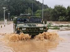 现场直击：通往韶关江湾镇道路已基本抢通