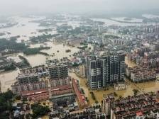 英德浛洸镇：积水正消退，救援力量持续奋战