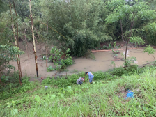 “洪水不退，我们不退”清城区源潭镇守堤人确保堤围安全