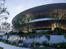 保利发展终成行业第一，未来发展方向在哪里？丨冷眼看财报