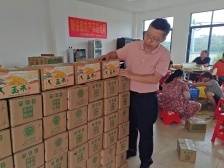 一次采购万斤玉米，化州新安驻镇工作队消费帮扶拓富路