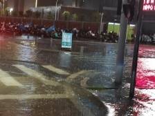 请勿待在这类建筑物内！广州多区深夜发布龙卷警报