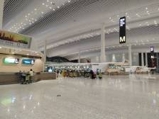 强对流天气导致白云机场航站楼停电？记者实探