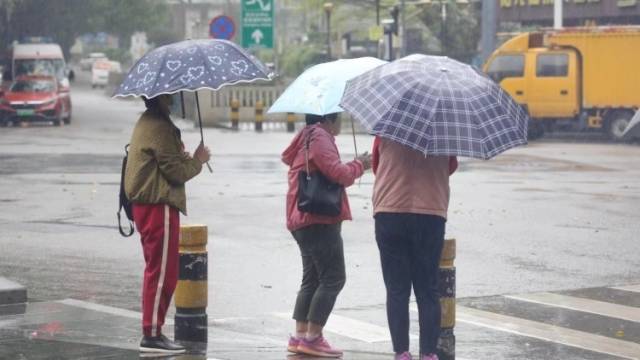 今日热搜 | 新一轮暴雨今夜抵粤，将持续至……