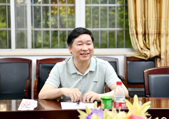 华南农业大学动物科学学院二级教授、国家生猪种业工程技术研究中心主任吴珍芳