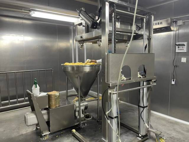 科芮食品的加工设备。