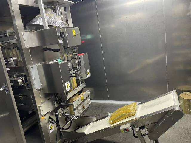 科芮食品的加工设备。