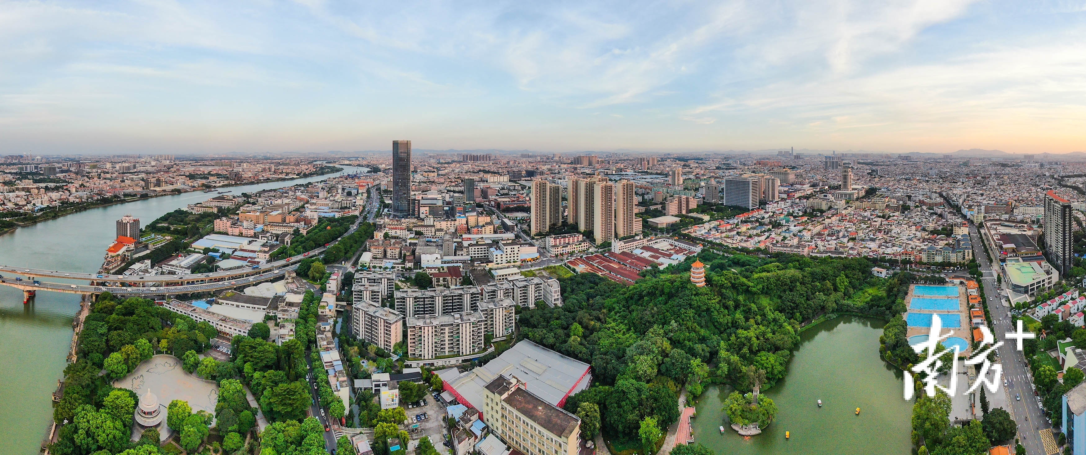 图为小榄镇。 南方+ 叶志文 拍摄