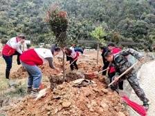 乳源县必背镇：融入“迷彩绿”，共绘富美瑶乡新图景