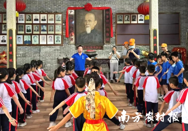 一触即发！沪指涨近2%突破2800点，券商股掀起涨停潮