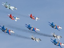 官宣！“勇士”换装苏-35S重返中国航展