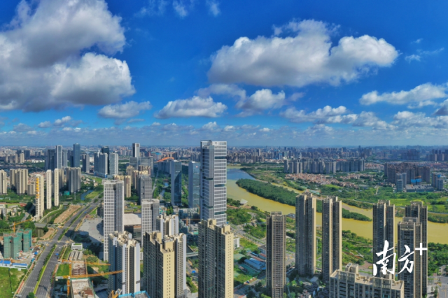 佛山房地产市场复苏需要政策端与市场端多方面发力,图为佛山新城。戴嘉信 摄 佛山房地产市场复苏需要政策端与市场端多方面发力,图为佛山新城。戴嘉信 摄