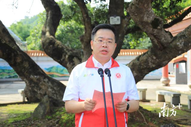 茂名市委常委、组织部部长黄毅