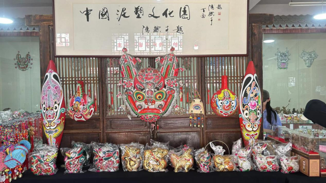 六营村西府民间艺术博览园内。李瑞雪摄