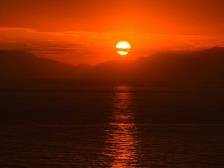 深圳的“日落橘子海”美呆了！就在这个海滩｜宝藏大鹏 文旅发现③