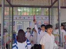 少年，冲！南方+带你多考点直击2024年阳江高考