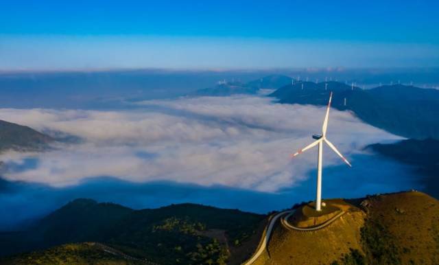 浮山岭山色秀美，景致如画。