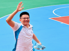 “我们考完啦！”直击佛山高考考生走出考场瞬间