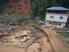 “孤岛”大新村被困的24小时 | 直击梅州汛情