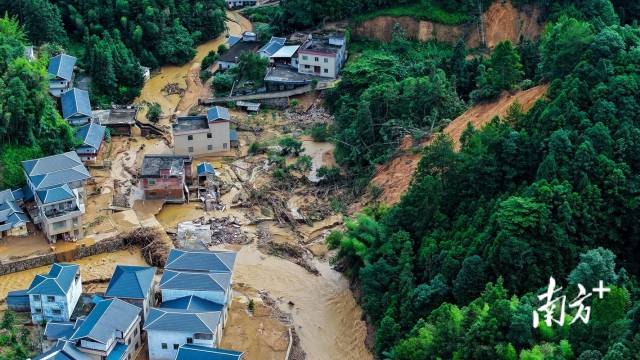 水、电、村道都通了！洪水肆虐下，梅州“孤岛”的自救与他救