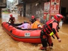 不漏一人不落一户！连州星子转移受困群众32户78人