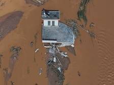 道路疏通、人员搜救……国家消防救援局广东机动队伍全力驰援梅州