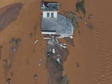 全力以赴争分夺秒！防汛抗洪广东在行动