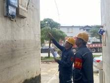 直击大埔防汛一线|安全第一，预防为主！受灾区开展灾后用电检查