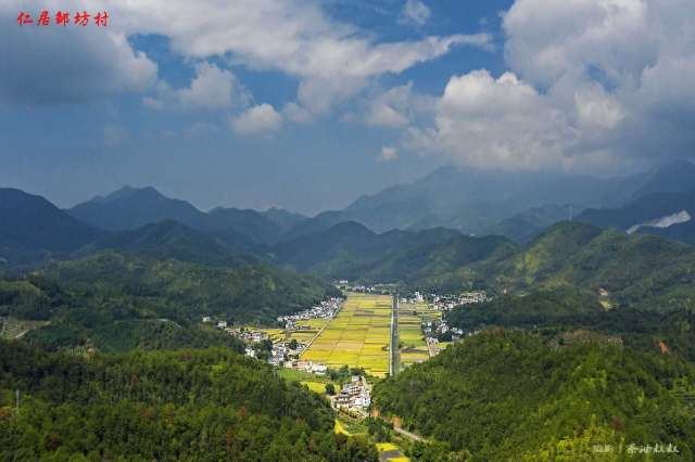 平远县仁居镇邹坊村落，摄于2022年10月。（受访者供图）